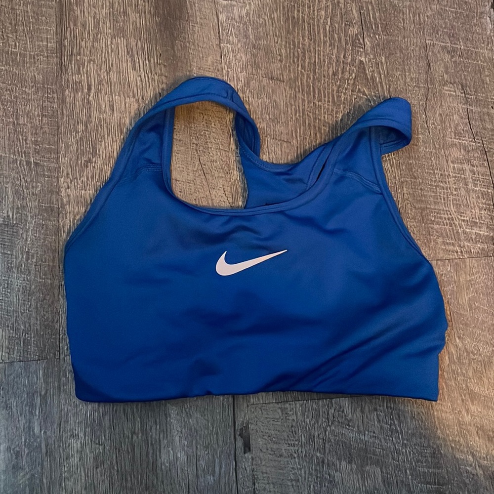 Nike sports bra